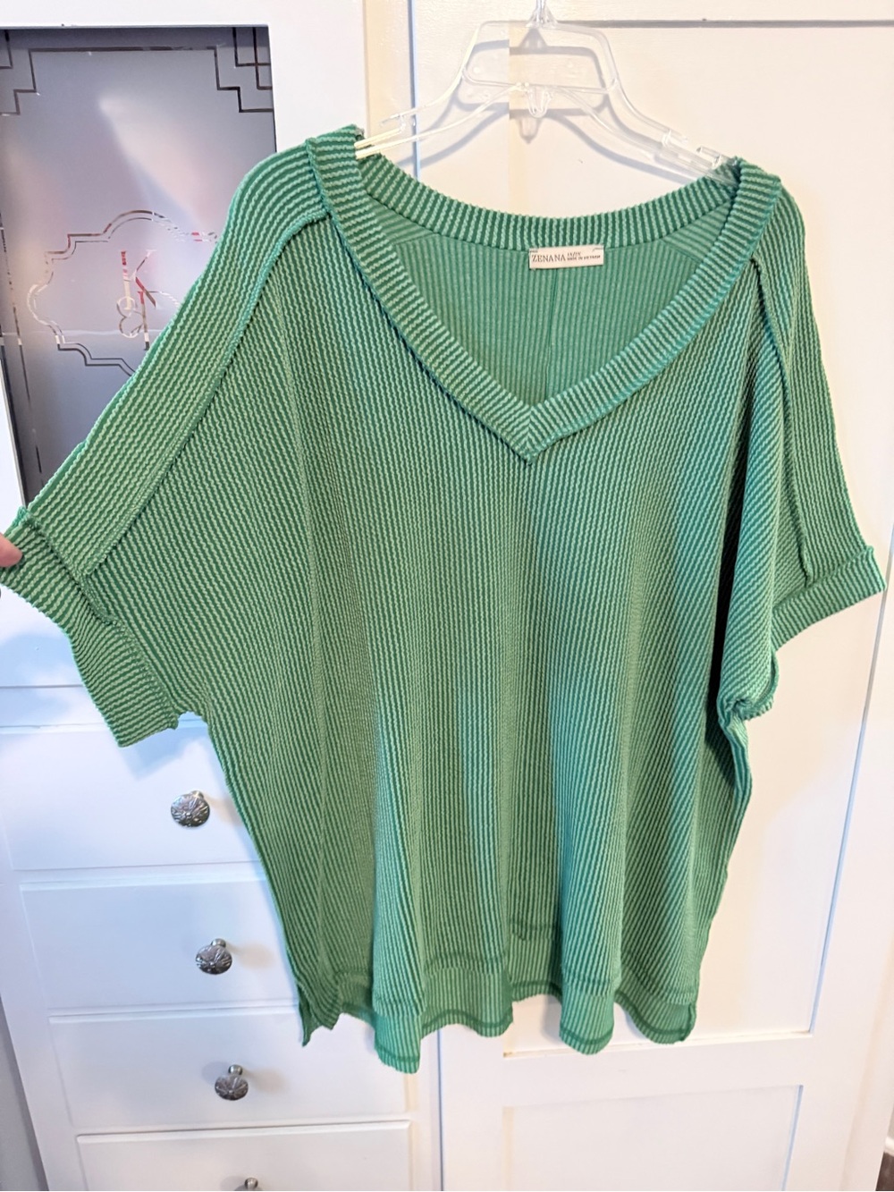 Zenana Outfitters Green Ribbed V-Neck Tunic